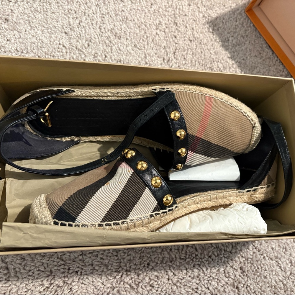 Burberry Beige Plaid Espadrille Sandals with Black Straps and Gold Studs